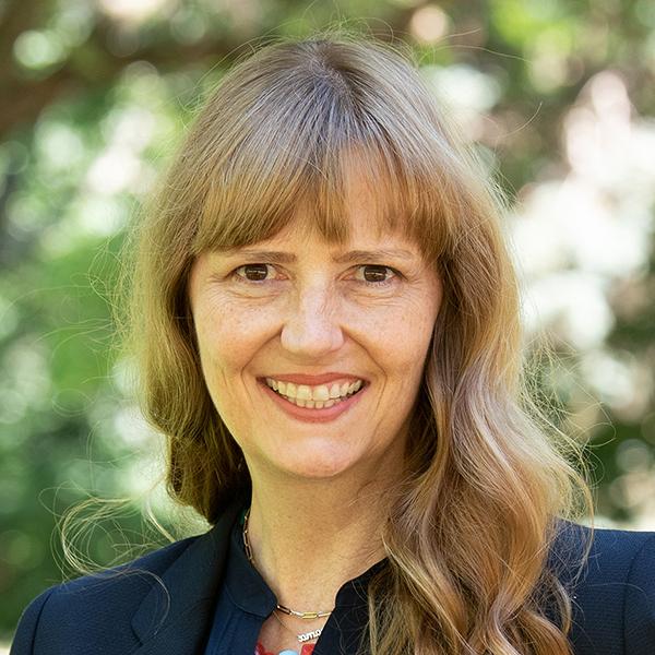 Headshot of Jeannie Barrett